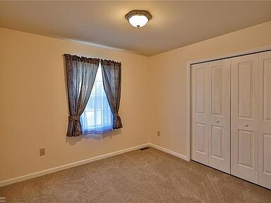 Building Photo - 76 Stone Ave