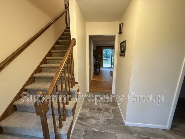 Foto del edificio - 5206 Summer Trail Rd