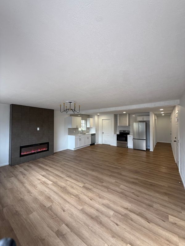 Foto del edificio - 2807 E Bennett St