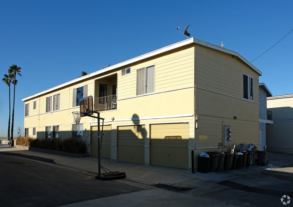 Building Photo - 418 E Oceanfront