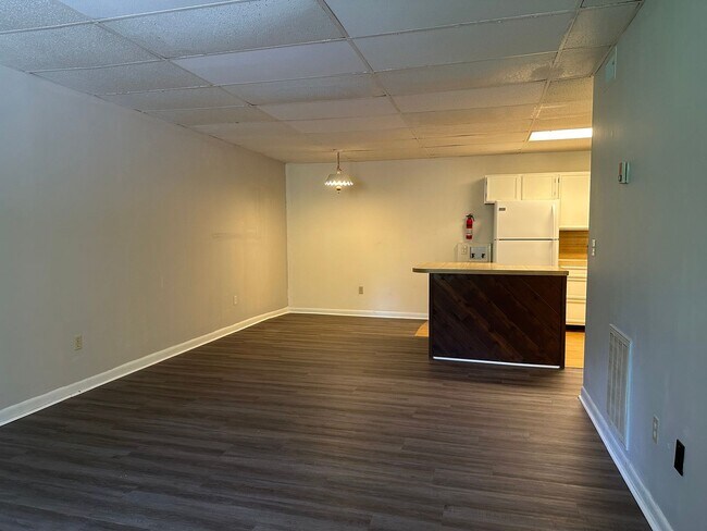 Foto del edificio - 1 Bedroom / 1  Bath Townhome Kingsport TN