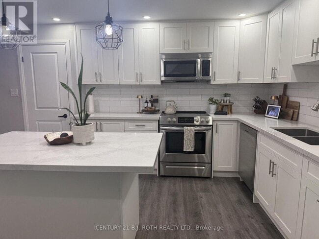 Building Photo - 56 Hickling Trail