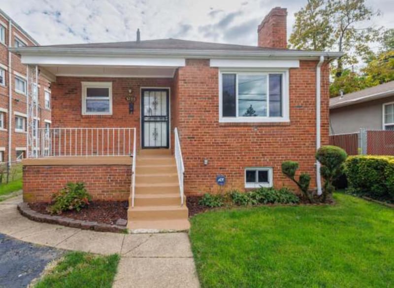 Photo - 5105 Ayers Pl SE (Washington, DC)