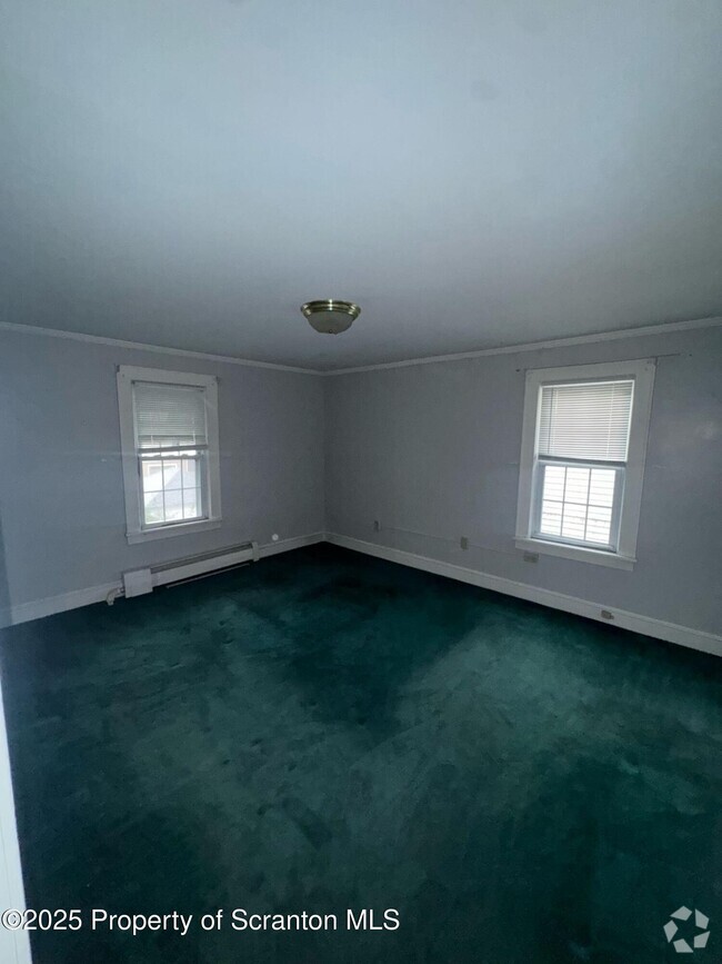 Building Photo - 908 Richmont St