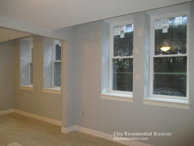 Foto del edificio - 4 Greenway Ct