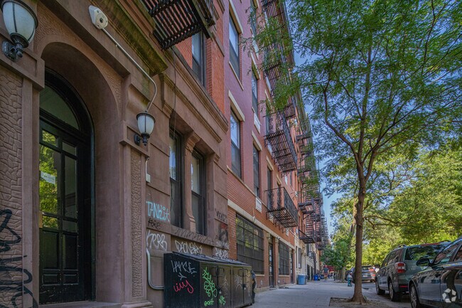 168-170 E 7th St, Nueva York, NY 10009 - 168-170 E 7th St
