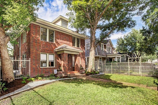 Building Photo - 3412 Garrott St