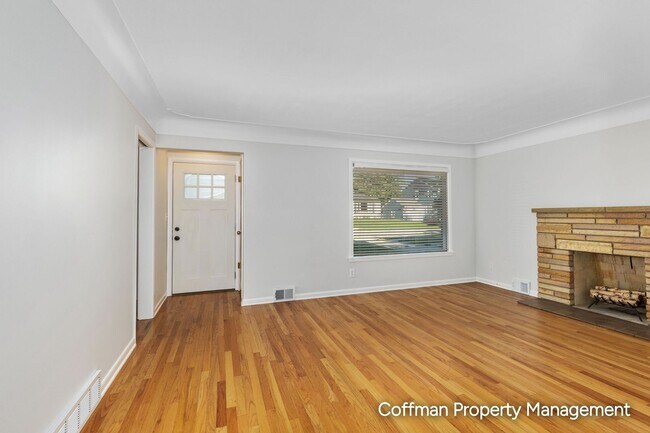 Foto del edificio - 1436 Valley Ave NW