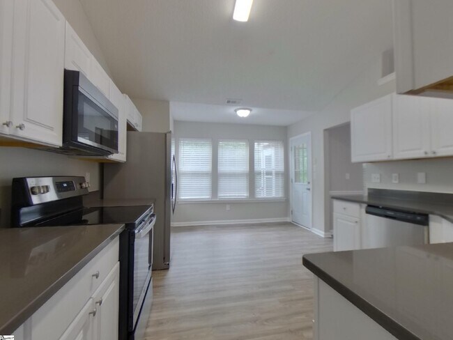 Foto del edificio - 403 Ashridge Way