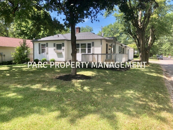Foto principal - 1939 E 64th STREET