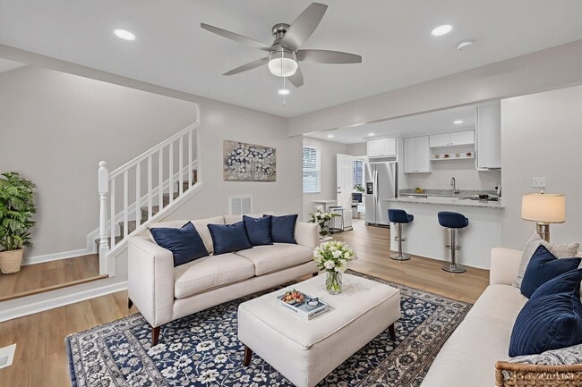 Building Photo - 8 E Preston St