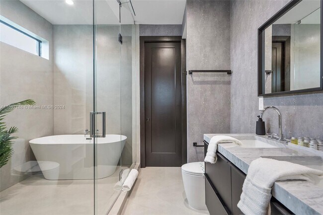 Photo - BUENA VISTA HGTS House