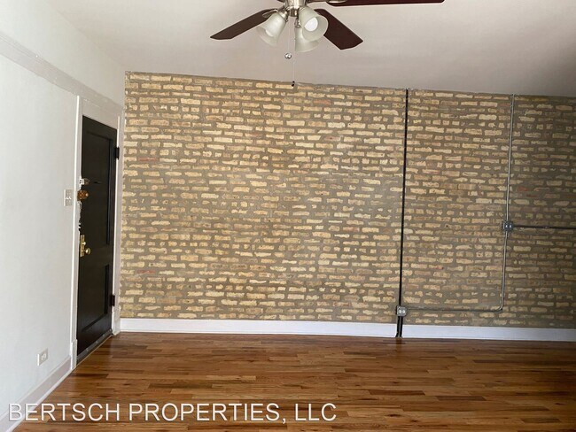 Building Photo - 3334-3344 W Ainslie St