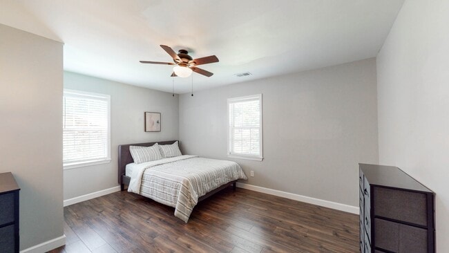 Photo - 2052 Baker Rd NW House