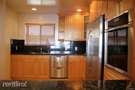 Building Photo - 2 br, 2 bath House - 484 Cliff Dr Apt 8