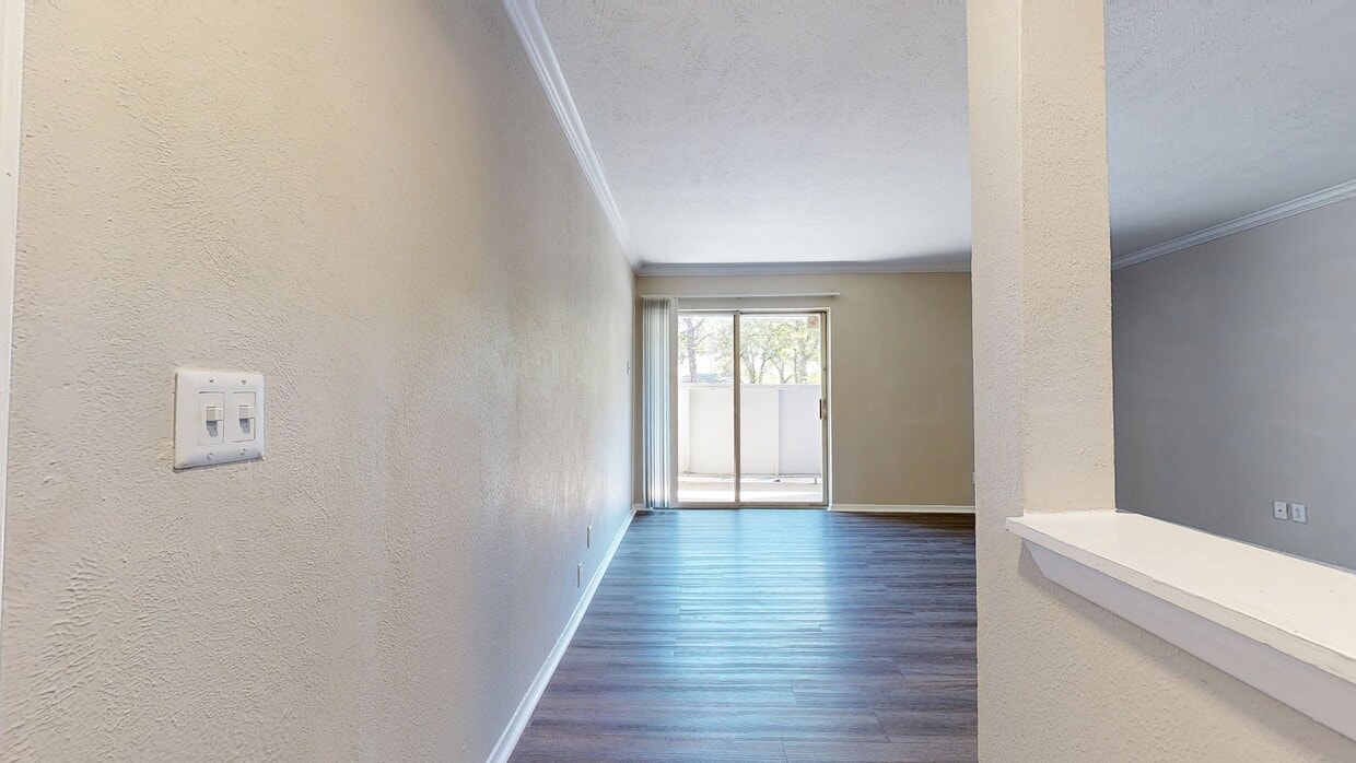 Photo - Coronado Villas Apartments