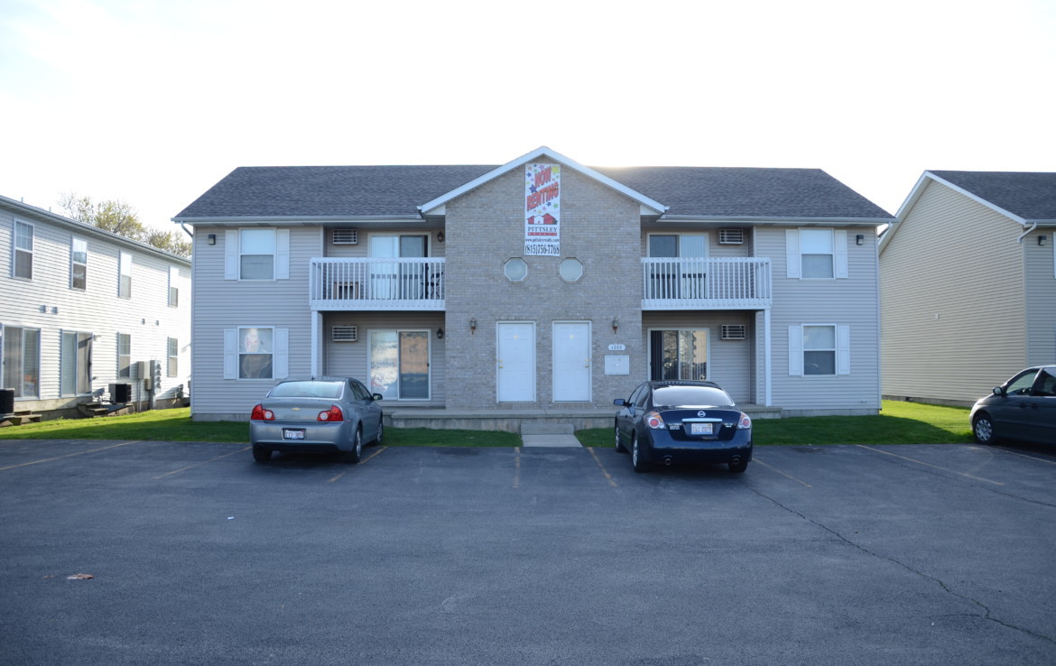 Primary Photo - 1295 Rushmoore Dr