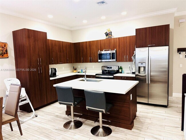 Foto del edificio - 12403 NW 18th Ct