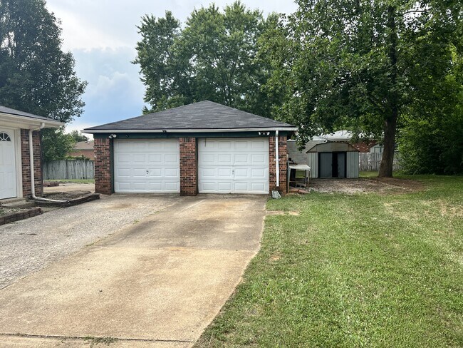 Photo - 276 Probus Dr House