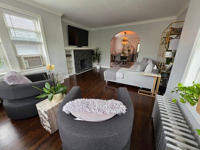 Foto del edificio - 3828 N Mozart St