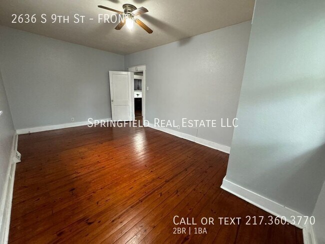 Building Photo - Cozy Charm with Modern Flair: 2 Bed 1 Bath...