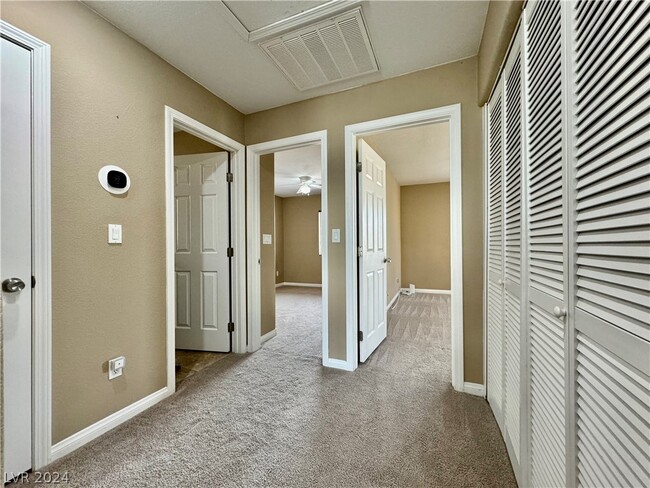 Building Photo - 6459 Holyrod Park Ct