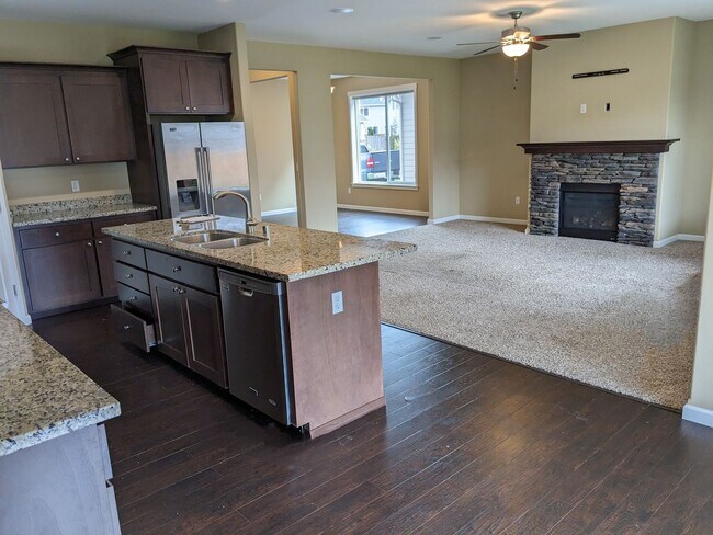 Foto del edificio - 923 Boatman Ave NW