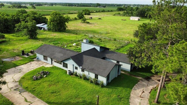 Foto del edificio - 4606 Pine Meadow Dr