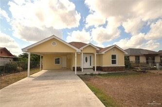 Building Photo - 16 Walker Rd