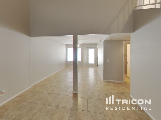 Foto del edificio - 949 Clipper Dr