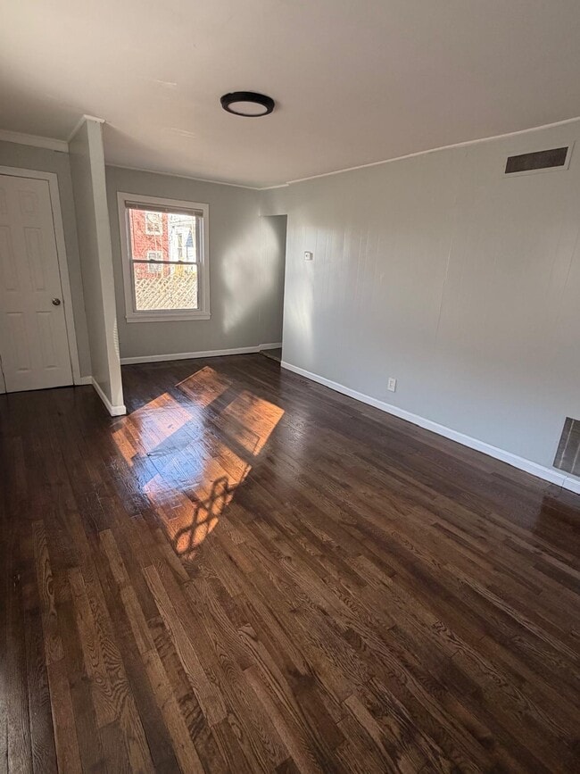 Foto del edificio - 71 Rock Creek Rd