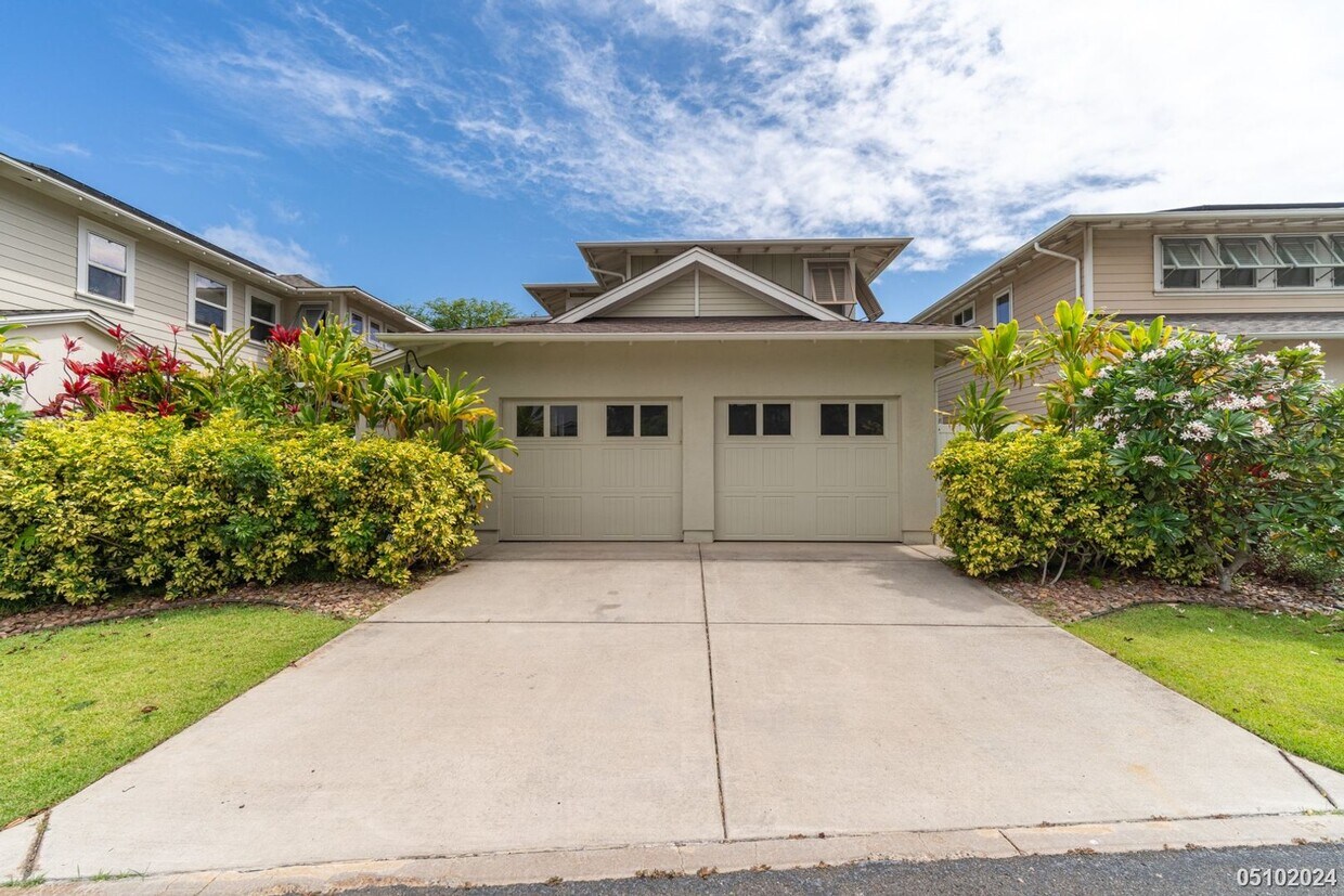 Primary Photo - Hoakalei-Kipuka, A Gated Community, Avail ...