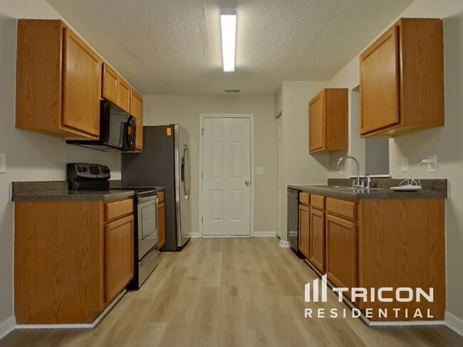 Building Photo - 133 Cottage Lake Way