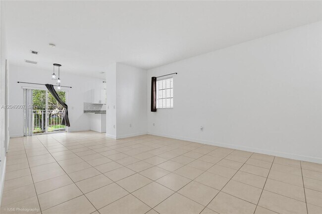 Foto del edificio - 2630 NE 3rd Dr