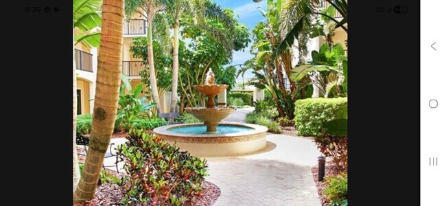 Hermosa entrada - 425 Pierce Ave