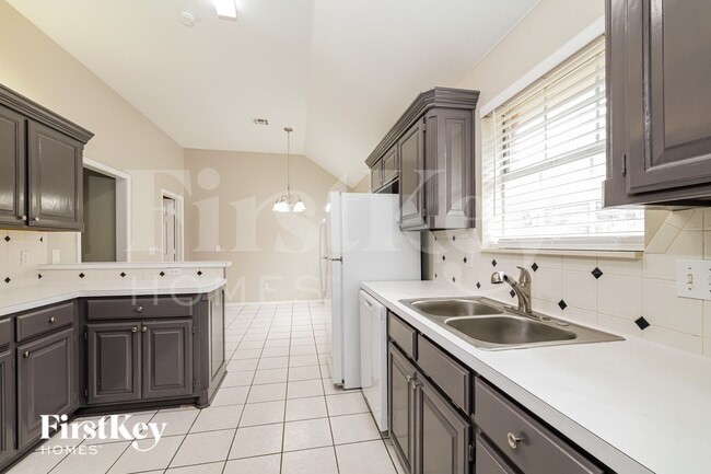 Foto del edificio - 1528 NW 179th St