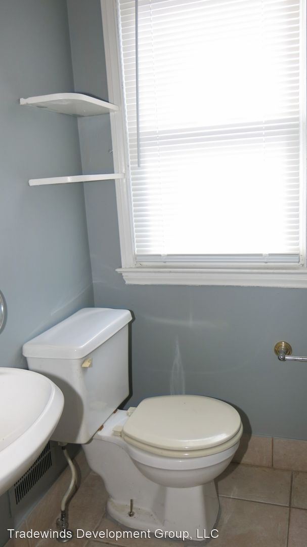 Foto del edificio - 3 br, 1.5 bath House - 19325 Monte Vista