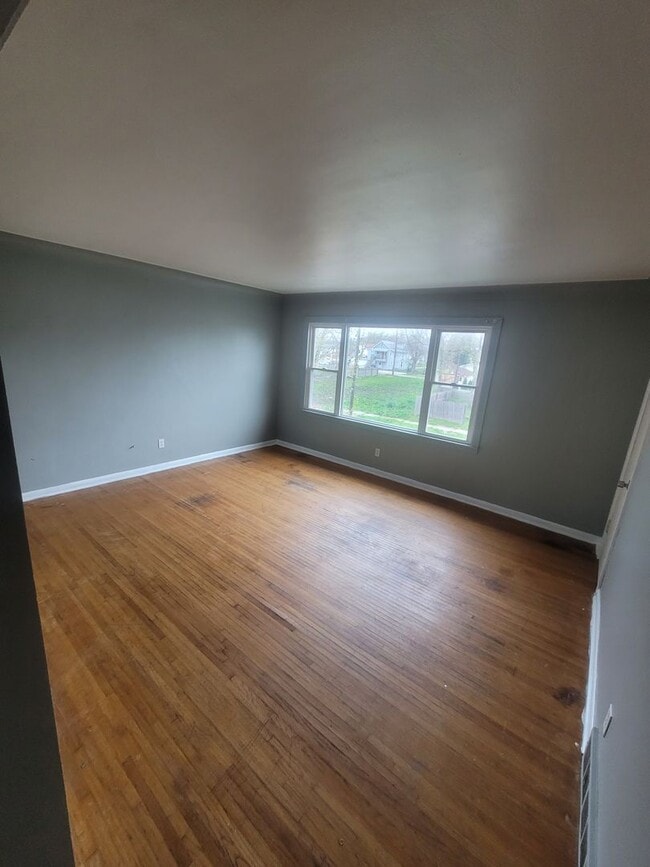 Building Photo - 837 Colburn Street