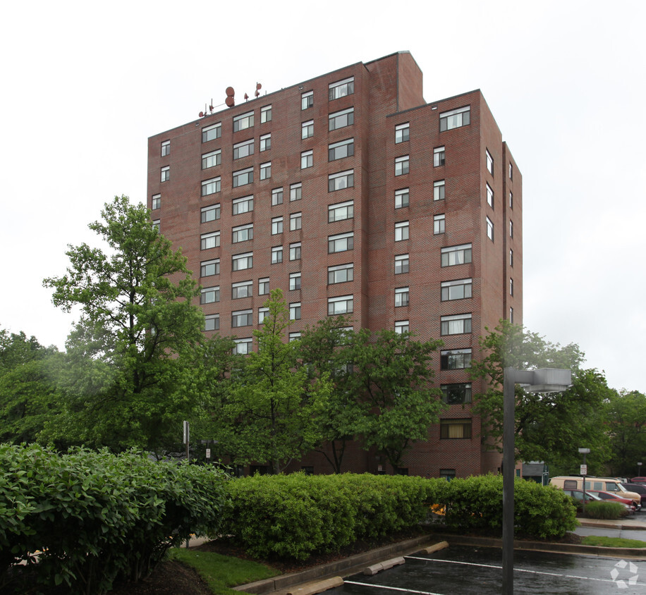 Building Photo - Claiborne Place Apartments