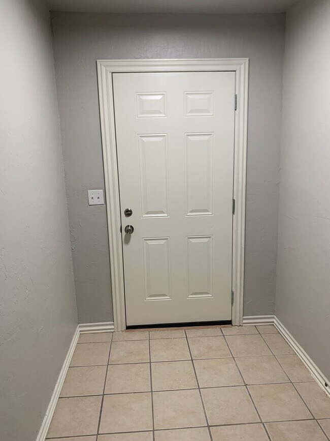 Foto del edificio - 517 Post Oak Ln