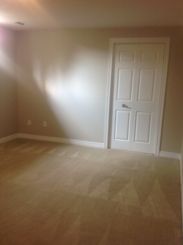 Photo principale - 27 Haney Dr