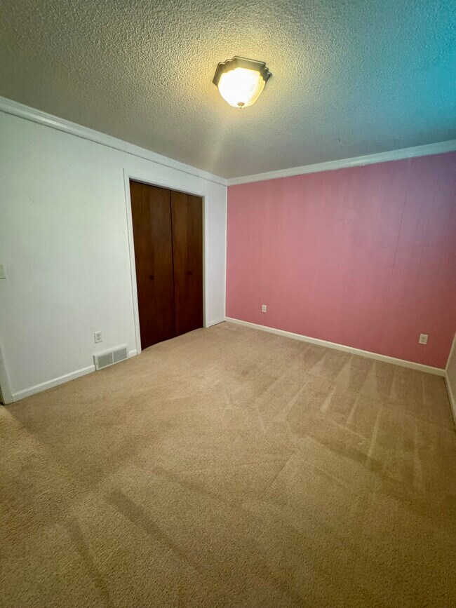 Foto del edificio - 4624 N Main St