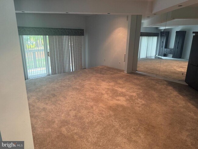 Foto del edificio - 203 Sunshine Lakes Dr