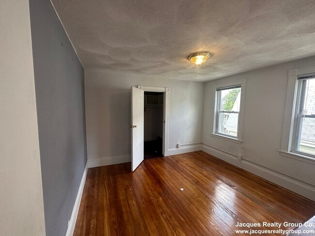 Building Photo - 73 Pearson Ave