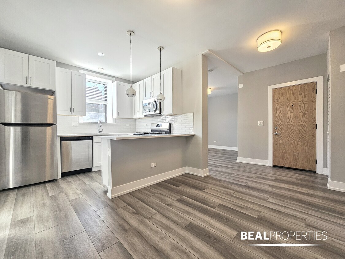 Foto principal - 3935 N Janssen Ave