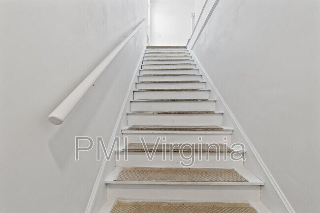 Foto del edificio - 723 Douglas Ave