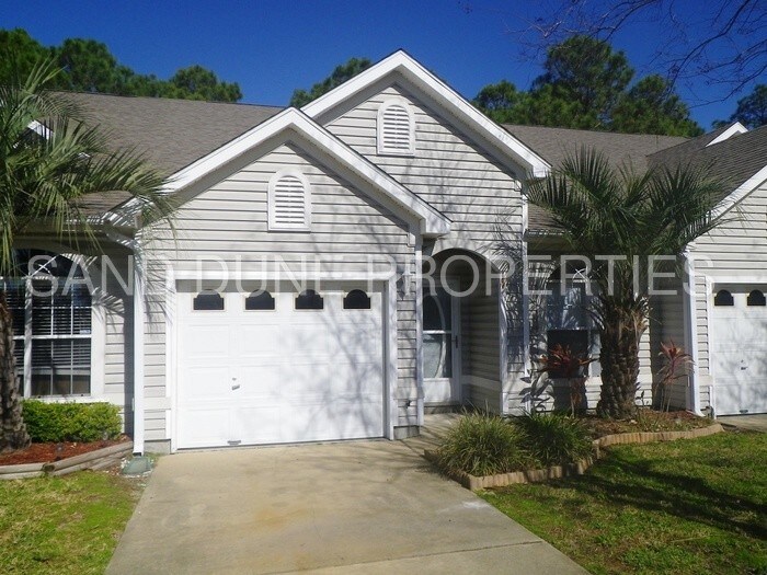 1453 Tiger Lake Dr, Gulf Breeze, FL 32563 Townhome Rentals in Gulf