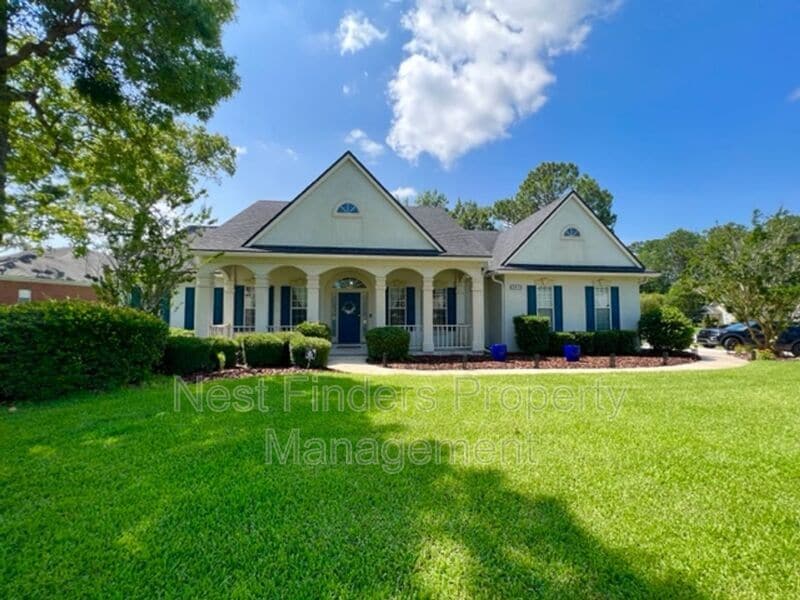 Primary Photo - 12870 Oakland Hills Ct