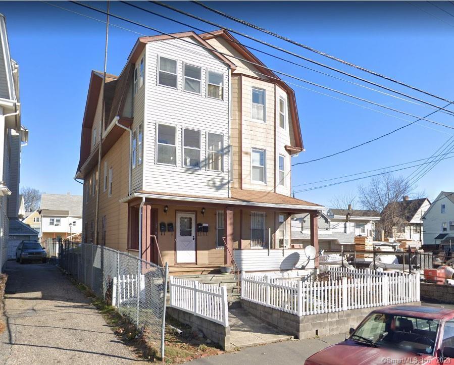 1234 Howard Ave Unit 3, Bridgeport, CT 06605 Room for Rent in