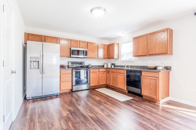Foto del edificio - 533 Sunbury Meadows Dr